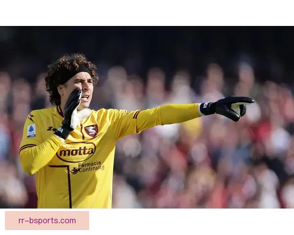 索萨被萨勒尼塔纳解雇后正式接手迪拜青年国民队开启新执教旅程